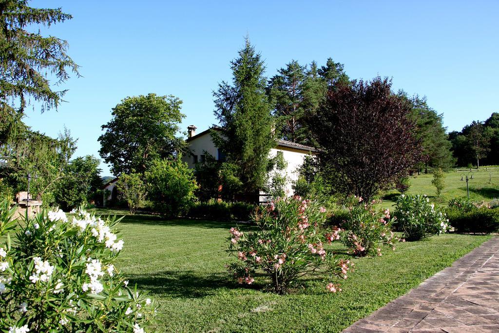L'Ariete Guest House Montone  Exterior photo