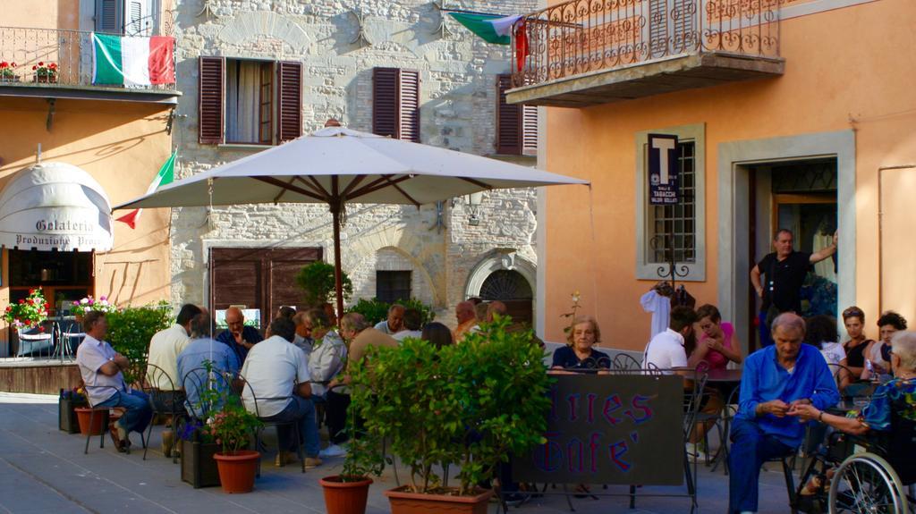 L'Ariete Guest House Montone  Exterior photo